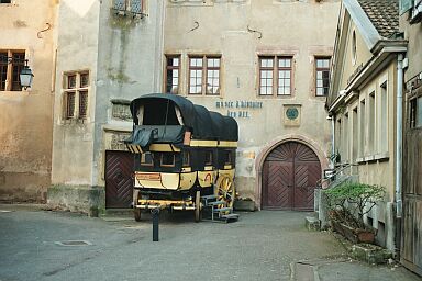 Entre muse de la Poste Riquewir